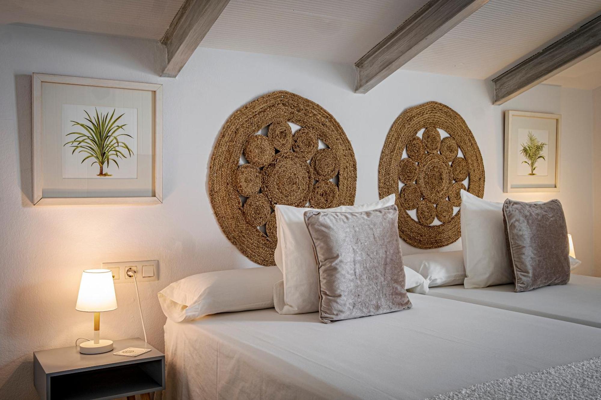 Labrena Hotel Los Canos De Meca Extérieur photo